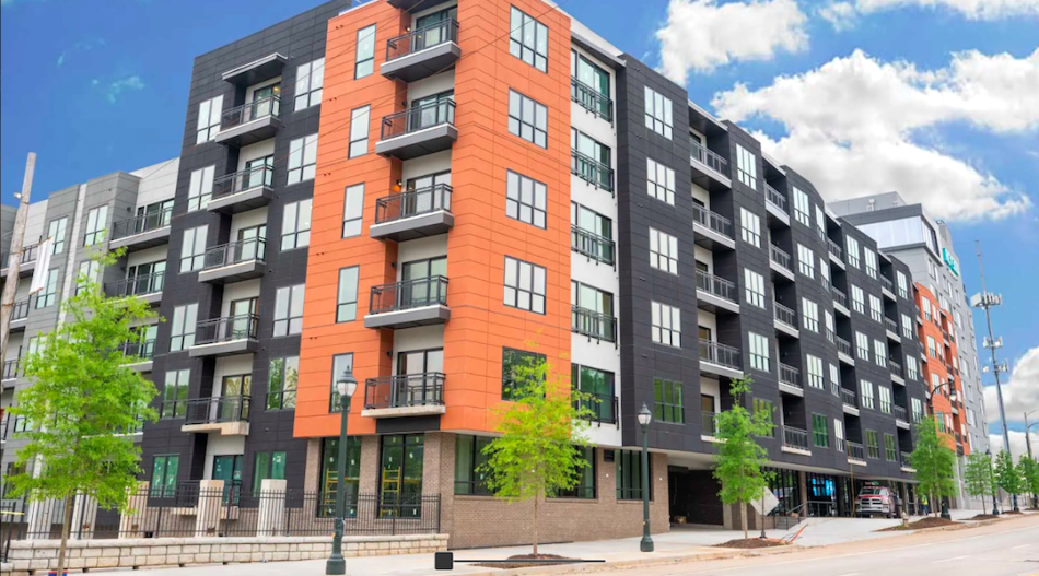 Now finished, Castleberry Hill project in Benz's shadow bags awards